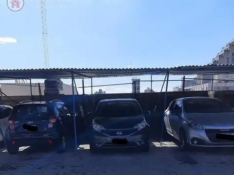 Vendo cochera en Bv. Chacabuco Cordoba