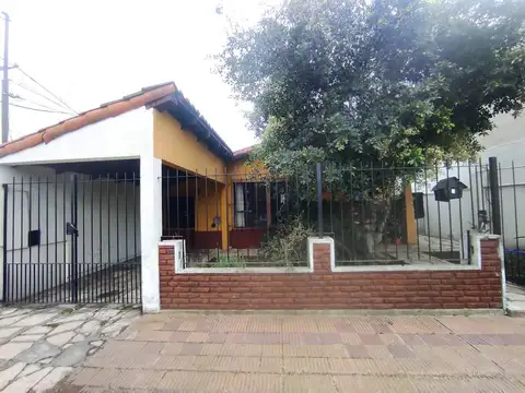 ALQUILER DE CASA 3 AMBIENTES EN LLAVALLOL C.CUYO