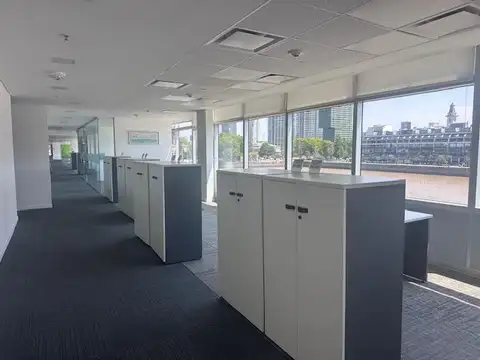 Oficina en Alquiler al Noroeste