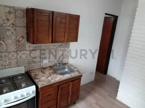 Depto Tipo Casa en Alquiler en La Plata, $ 400.000