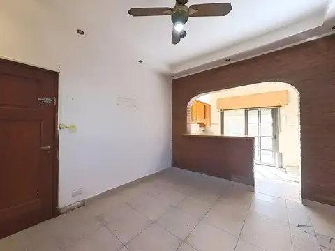 Venta PH 3 Amb. Munro – Patio y Buena Ubicación