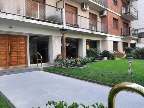 Luminoso 2 ambientes en la isla de Olivos $ 750.000.-