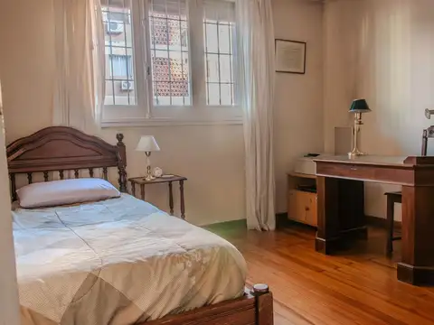 Depto Tipo Casa en Venta con 1 cocheras