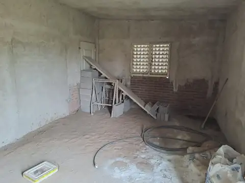 VENTA CASA 2 DORM. SIN TERMINAR EN ALTA GRACIA