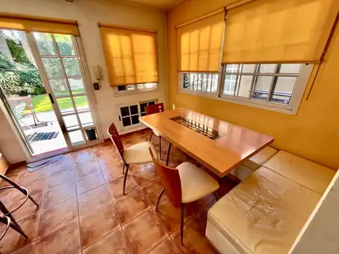 Casa -Venta-  5 amb  - Villa Ballester