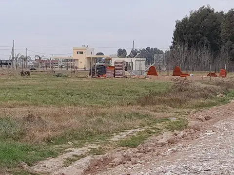 LOTE EN VENTA 616 m2 EN BARRIO LAS PERDICES - SAN VICENTE