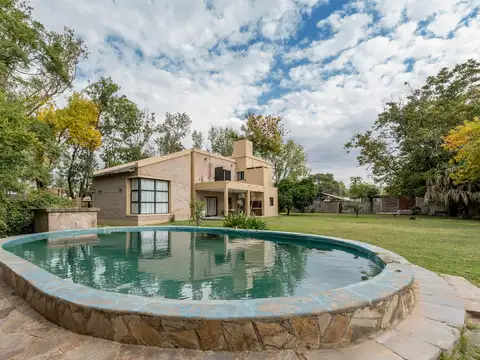 Casa  de  3 dormitorios en  Ricardone San Lorenzo Santa Fe