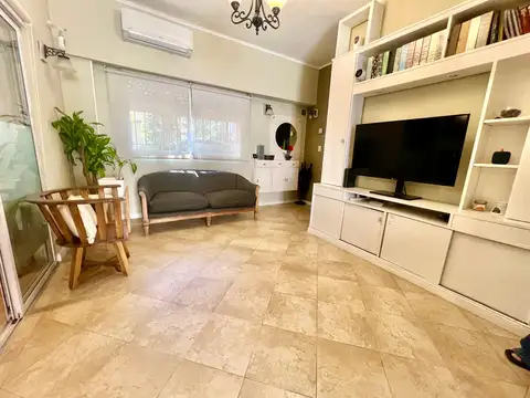 Depto Tipo Casa 4 ambientes con 1 baño