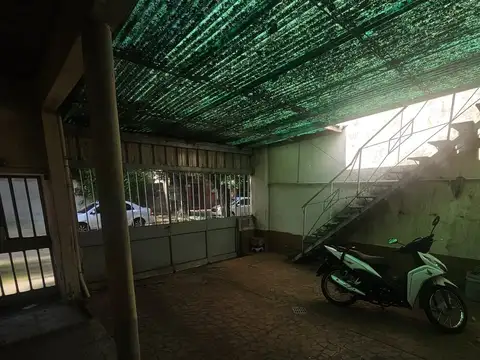 Oliive  al 1900, Arroyito, casa a reciclar.