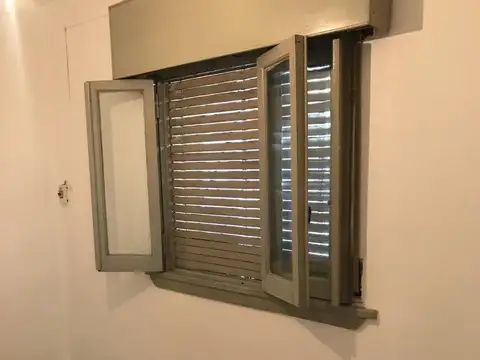 Depto Tipo Casa en Alquiler de 3 ambientes