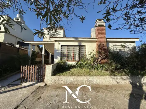 Casa en venta mas departamento a 100 mts del mar 65 m2