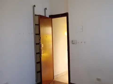 Monoambiente en venta con excelente ubicación en Colegiales