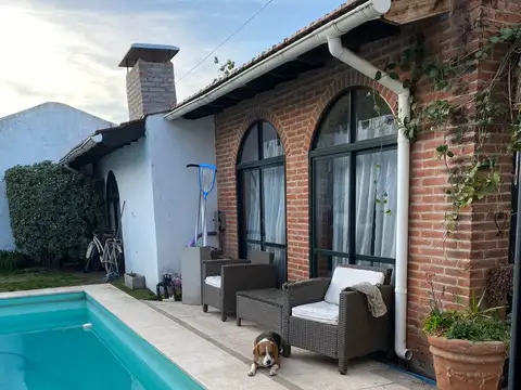 Casa en Venta en Jose Marmol, USD 235.000