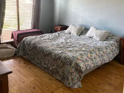 VENTA HERMOSA CASA 3 DORMITORIOS, PILETA Y TERRAZA