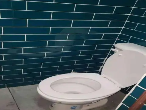 Local en Venta 100 años