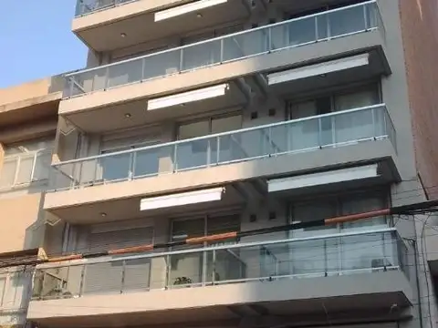 MONOAMBIENTE CON BALCÓN EN VENTA