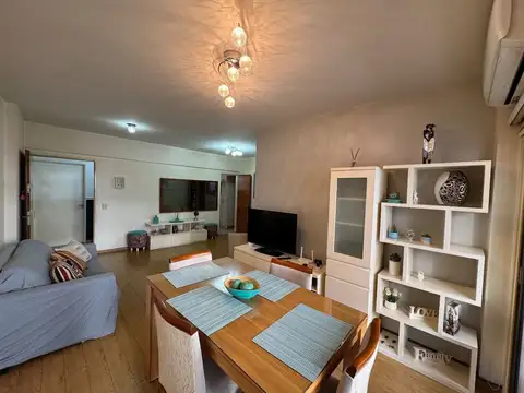 Departamento 4 ambientes con 2 baños