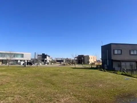 Terreno en Venta en Countries y Barrios Cerrados en Berazategui, USD 56.000