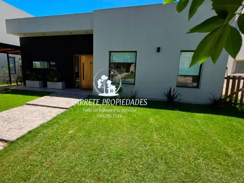 Casa en Alquiler de 3 dormitorios