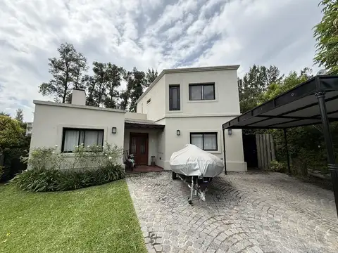 Casa en venta en barrio cerrado "La Escondida" - Bella Vista