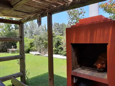 Casa en Alquiler Temporal con 2 cocheras