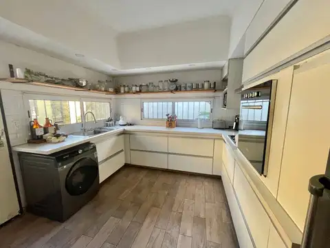 Doctor Delfor Díaz 2700