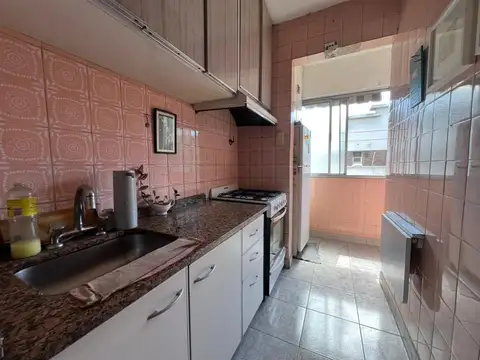 DEPTO 4 AMB EN VENTA CON BALCON PARQUE AVELLANEDA
