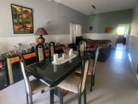 Depto Tipo Casa en Alquiler de 3 ambientes