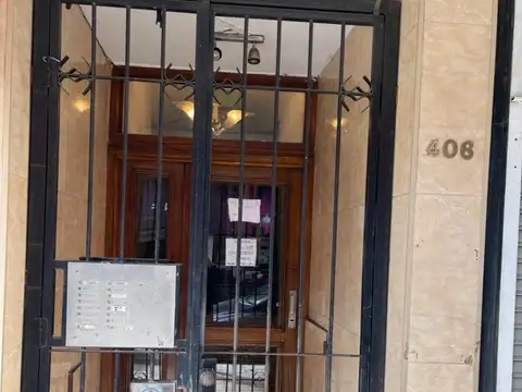 Rivera Indarte 400, Piso 2