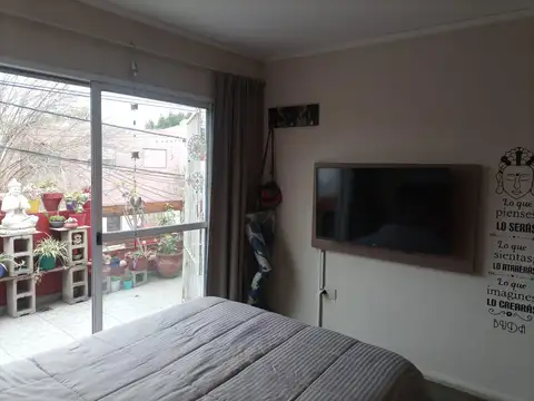 Depto Tipo Casa en Venta al Este