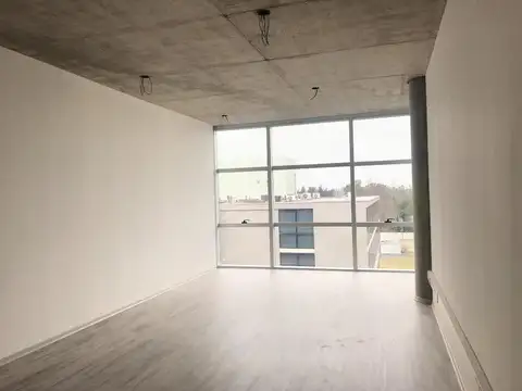 Oficina en Venta en Pilar, USD 110.000