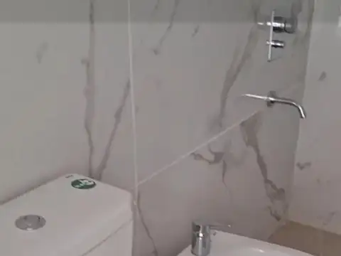 Departamento en Alquiler en Saravi Village, USD 550