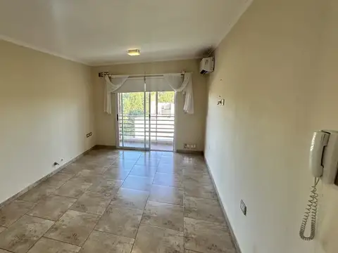 Departamento de 3 ambientes en Bernard 476