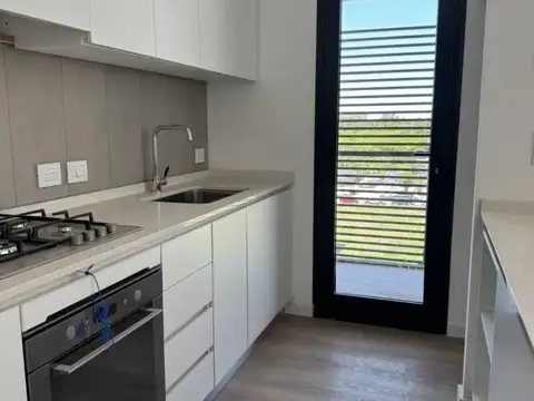 Departamento en Buenavista de 2 ambientes en alquiler con cochera y baulera