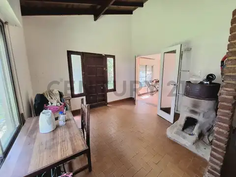 Casa 3 ambientes con 1 baño