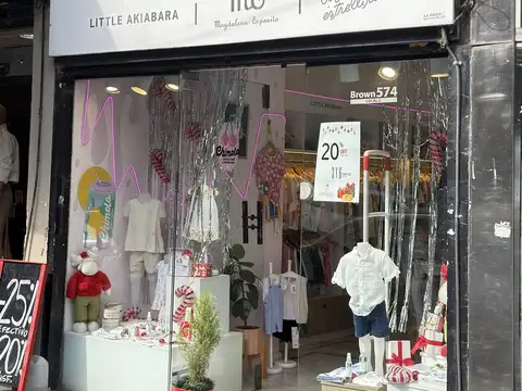 Local de 2,8m x 14m con entrepiso y baño en venta - Brown 574 - Quilmes centro