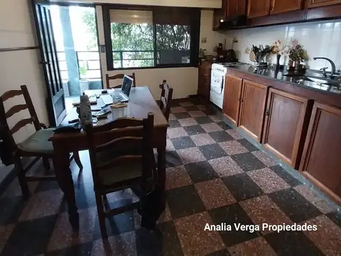 Aristobulo del Valle 700