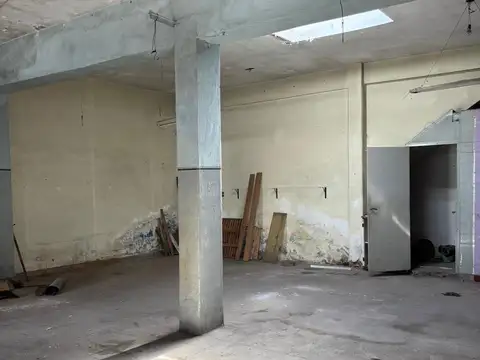 Casa en Venta con 7 cocheras