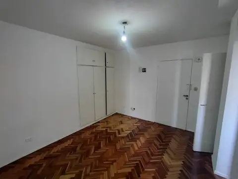 Avenida Directorio 2300, Piso 4