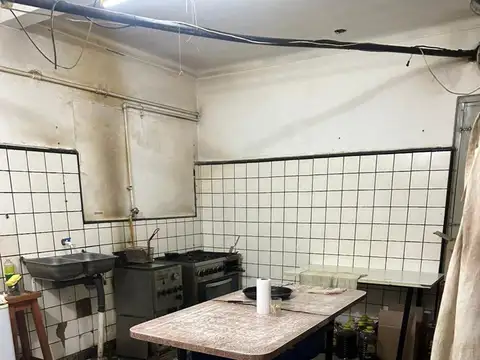 VENTA EN BLOQUE: 2 DEPARTAMENTOS Y 1 LOCAL