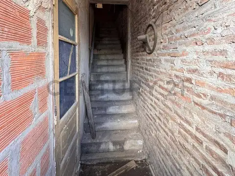 Galpon en Venta 10  mts Frente