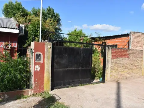 SE VENDE CASA 3 HABITACIONES EN LIBERTAD