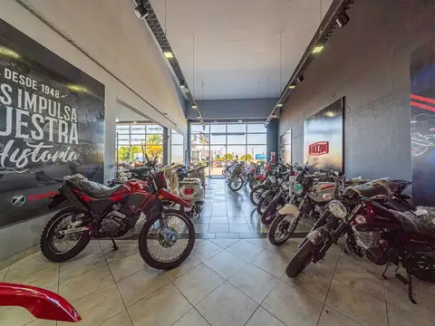 LOCAL VENTA PERMUTA BV OROÑO Y URIBURU ZONA SUR