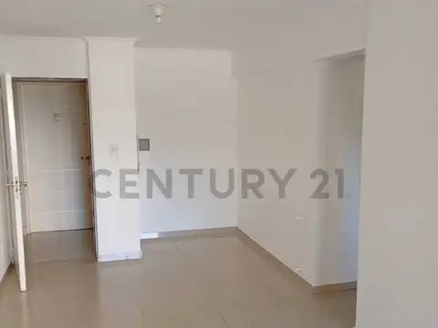 Oficina 4 ambientes con 1 baño