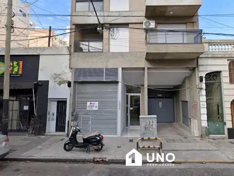 Pte Roca y 3 de Febrero - Cochera.