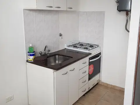 Depto Tipo Casa en Alquiler de 2 ambientes