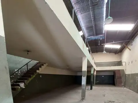 Galpon en Venta 21,84  mts Fondo