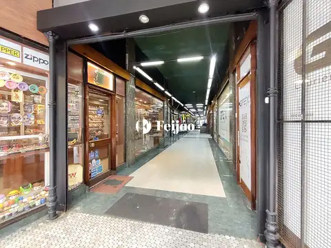 C Pellegrini 700, Piso PB