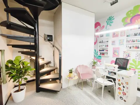 C Pellegrini 700, Piso PB