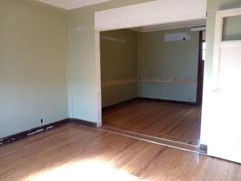 Avenida José María Moreno 100